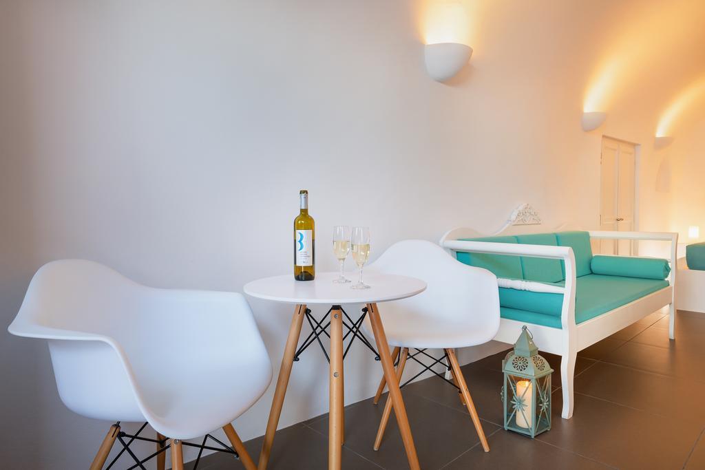 Horizon Aeifos Suites Οία Εξωτερικό φωτογραφία